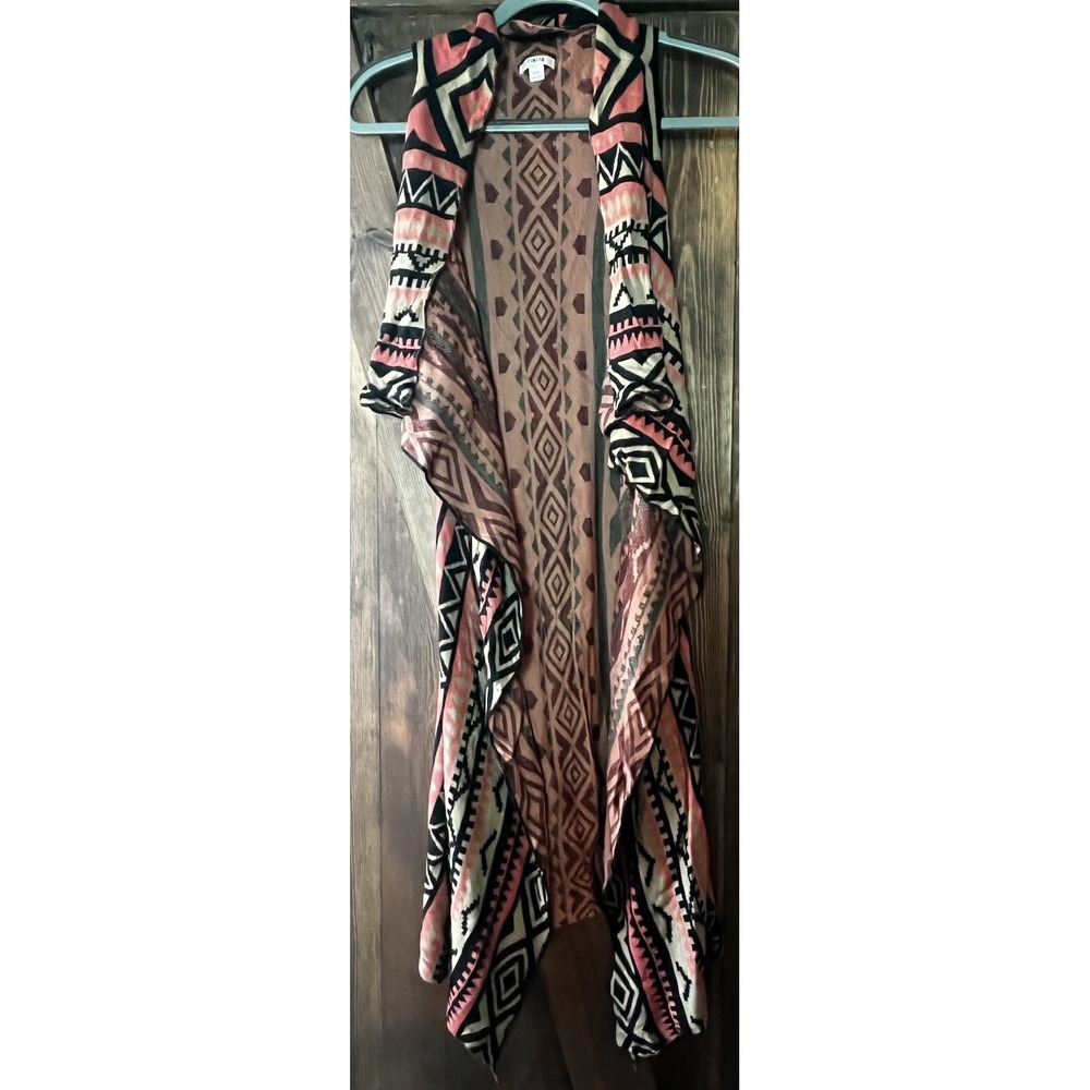 Timing Women's Wrap Shawl S/M Aztec Design Sleeveless Open Coral Tan Black Drape